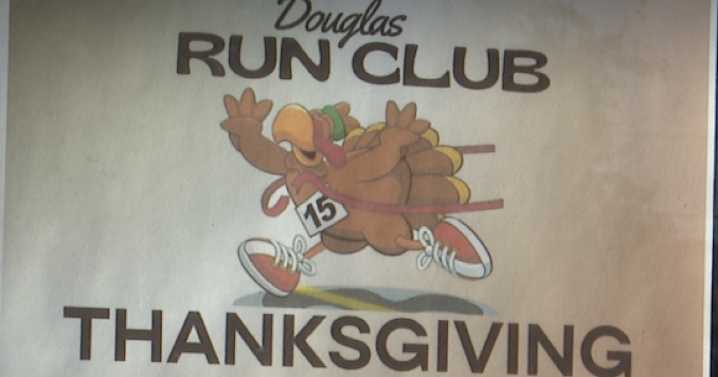 Douglas running club revives Thanksgiving Day 5K tradition to benefit domestic violence shelter