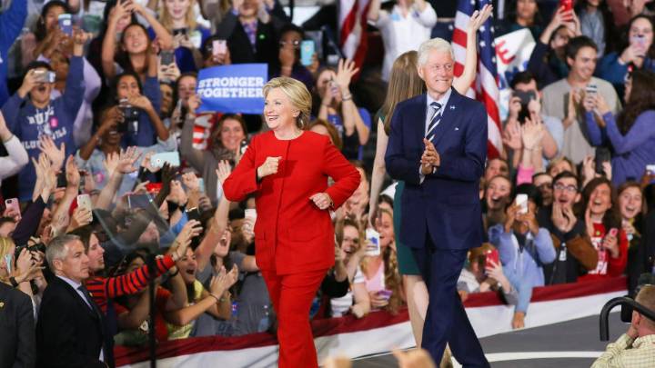 'Archivos de corrupción de los Clinton': Bondi y Patel revelan nuevas pruebas sobre la fundación de la antigua primera familia