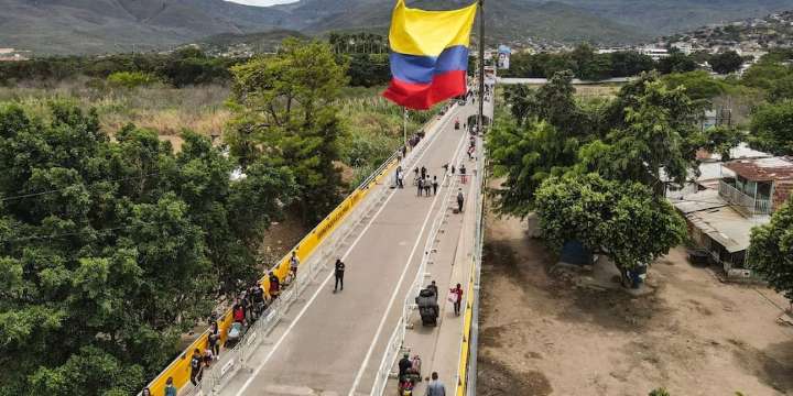 Demandan ante la Corte Constitucional memorando suscrito entre Colombia y Venezuela: alertan por serios riesgos para la política exterior