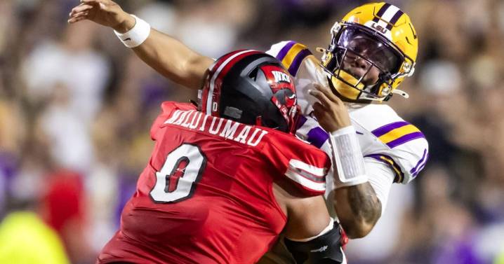 LSU offense struggles through win over Western Kentucky