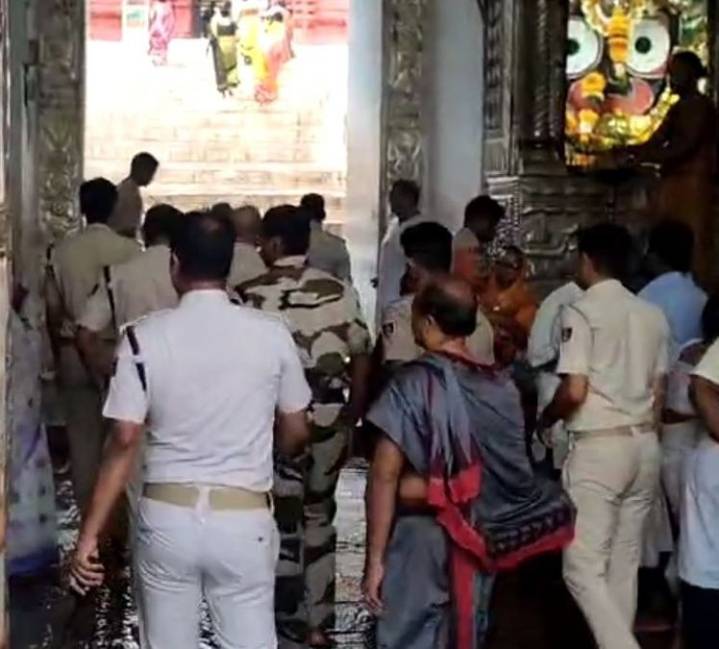 Dalda ghee seized inside Puri Srimandir; inquiry ordered against servitor