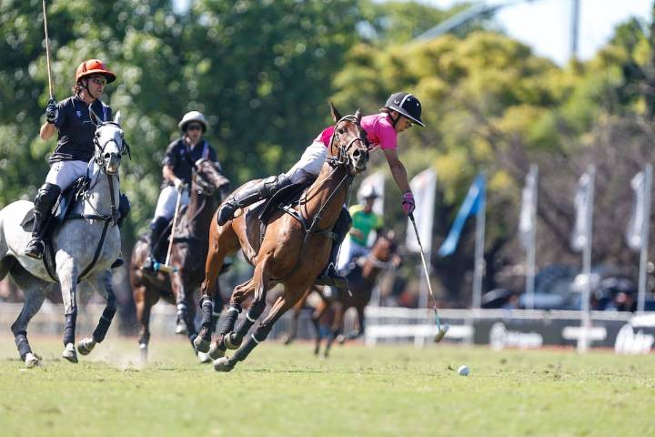No le sobró nada. UAE sufrió para vencer a Los Machitos y va en busca de la gran final