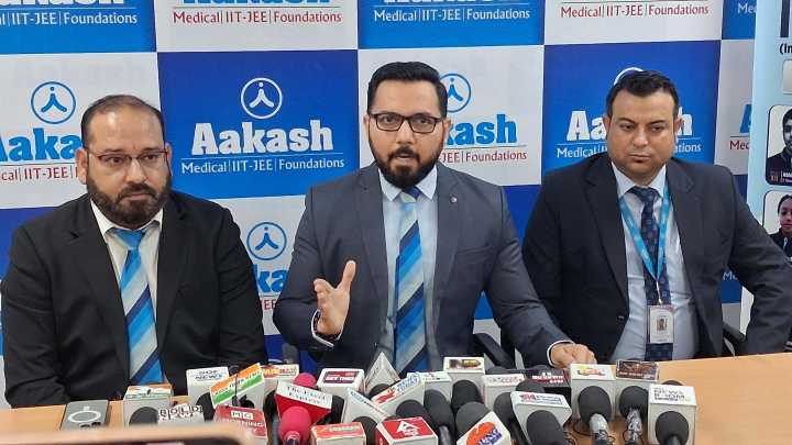 Aakash honours outstanding IOQM, ANTHE 2025 achievers