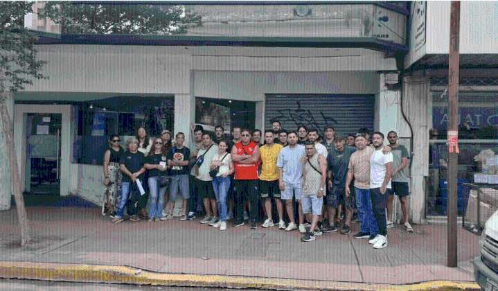 Cerró la fábrica de muebles Color Living en Tigre y despidió a 40...