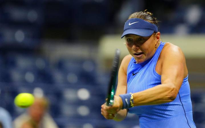 “It Wasn’t Easy”: Amanda Anisimova Gets Honest About Her Struggles Amidst the Challenging Season After a hard fought season, Amanda Anisimova looks back and recalls her thoughts on the losses she face