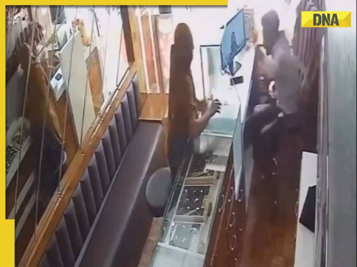 Caught on Cam: Woman's daring heist in Gujarat backfires dramatically as jewelle