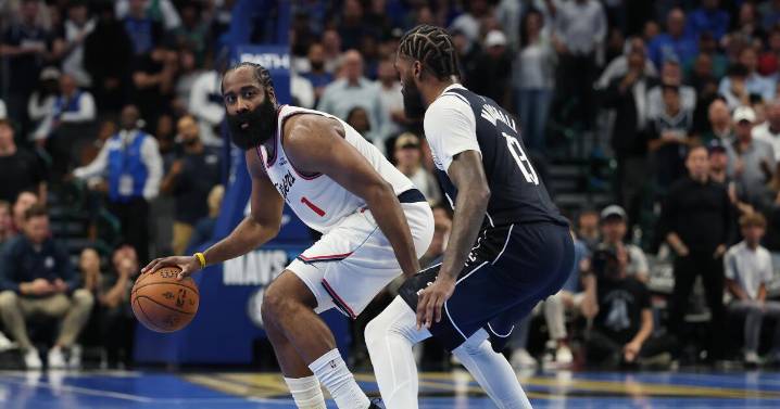 James Harden's 82nd triple-double lifts Clippers to double
