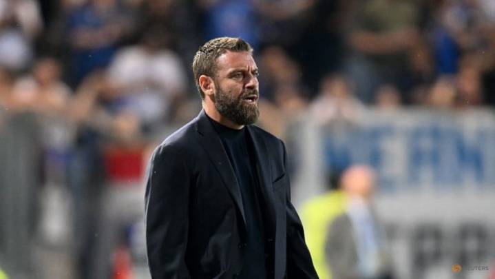 Genoa appoint De Rossi as manager to replace Vieira