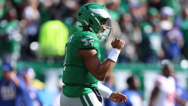 The 'Active 300-passing-yard game leaders' quiz