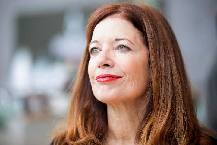 Colleen Jones, champion curler and CBC broadcaster, dies at 65