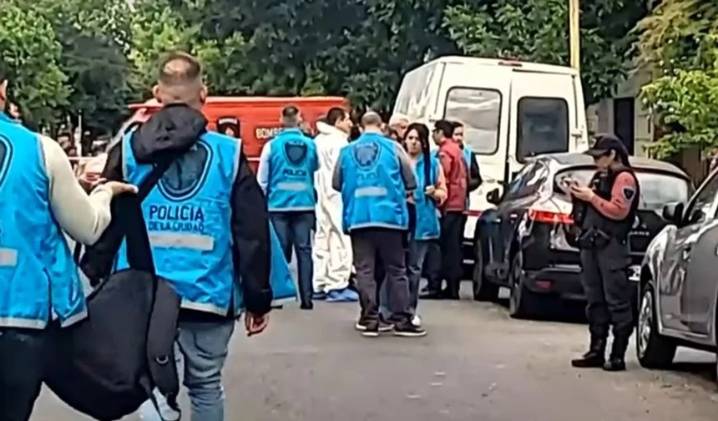 Villa Luro: encontraron muertas a una hija y su madre en la casa y la puerta no estaba forzada