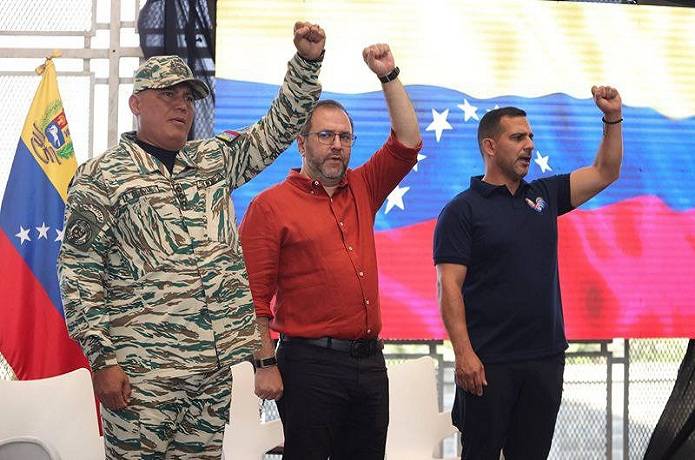 Canciller Gil exalta la democracia protagónica de Venezuela