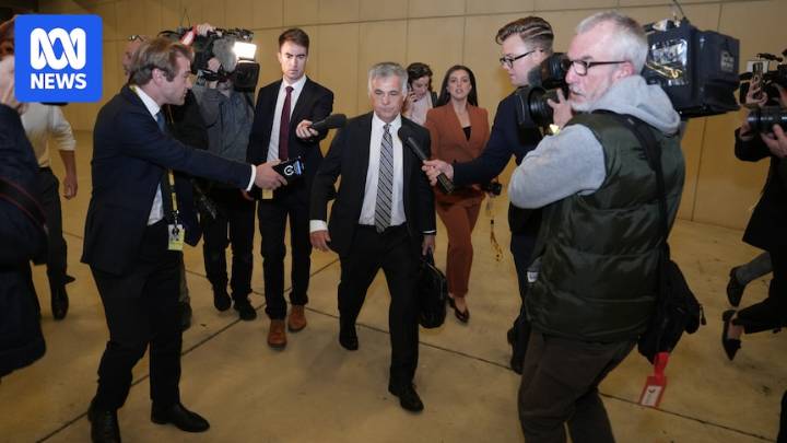 Federal politics live: Optus executives to be grilled over triple