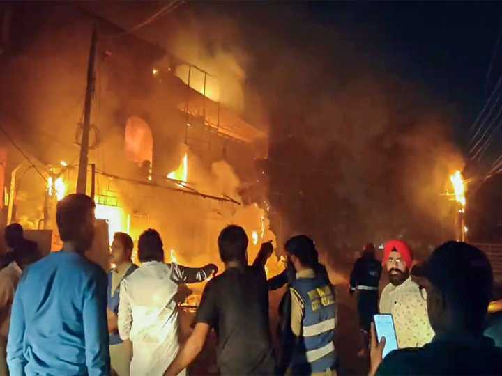 Telangana: Fire breaks out in Hyderabad scrap shop; no casualties