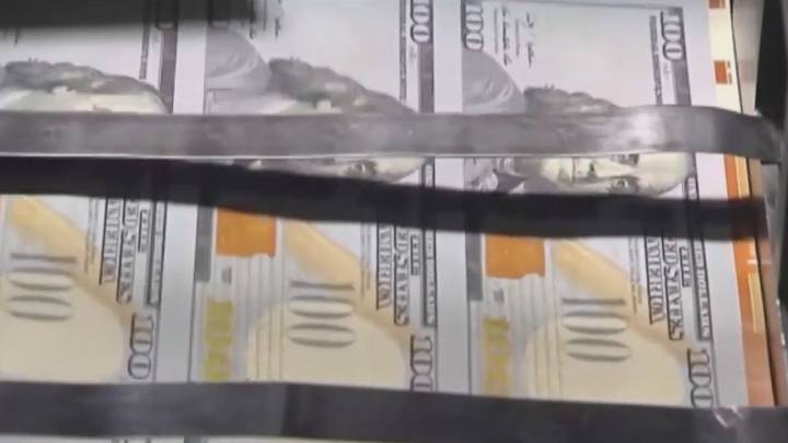 Tensions high as government shutdown drags on