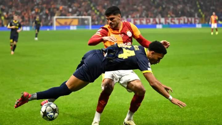 La Federación Turca de Fútbol suspende a 25 jugadores de primera división