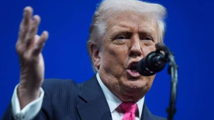 Donald Trump sets Thursday deadline for Ukraine to accept peace deal