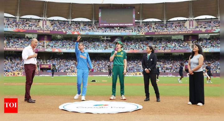 What changes did Harmanpreet Kaur make to India's Playing XI for Women's World Cup final vs South Africa?