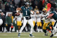 Eagles vs. Packers: Odds, predictions and Anytime TD prop probablities for Monday Night Football