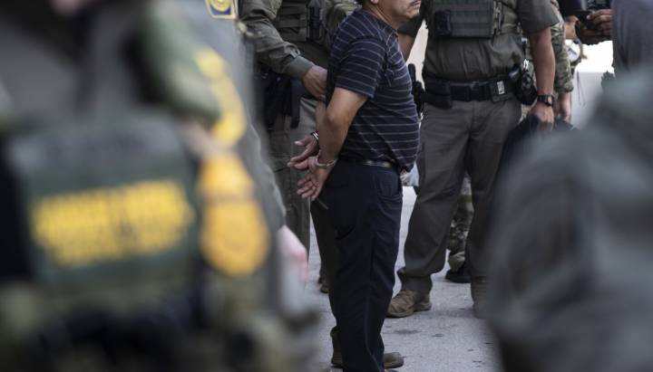 Trump blames ‘sanctuary’ policies for crime in Chicago, but the numbers don’t add up