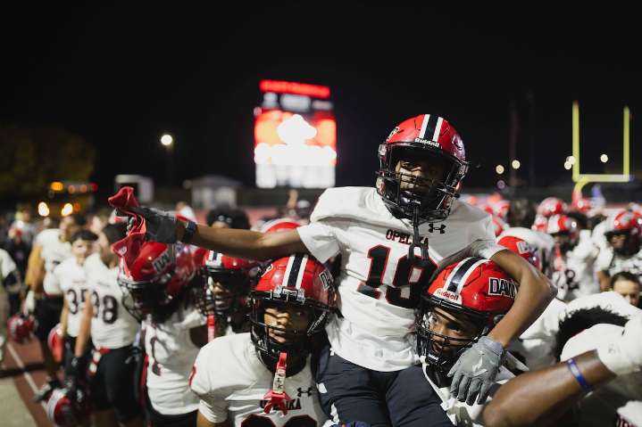 Opelika rallies past Hewitt