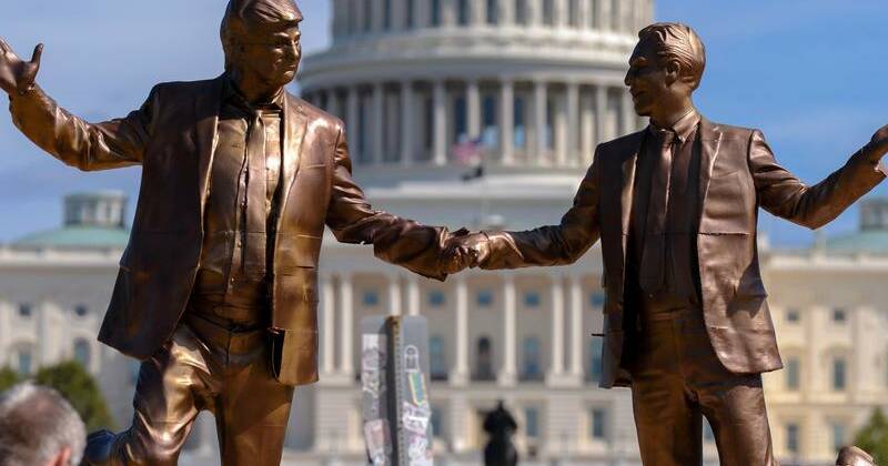 Trump urges release of Epstein files