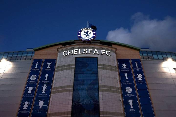 Chelsea dealt stadium blow as council approves alternate Earls Court development plan