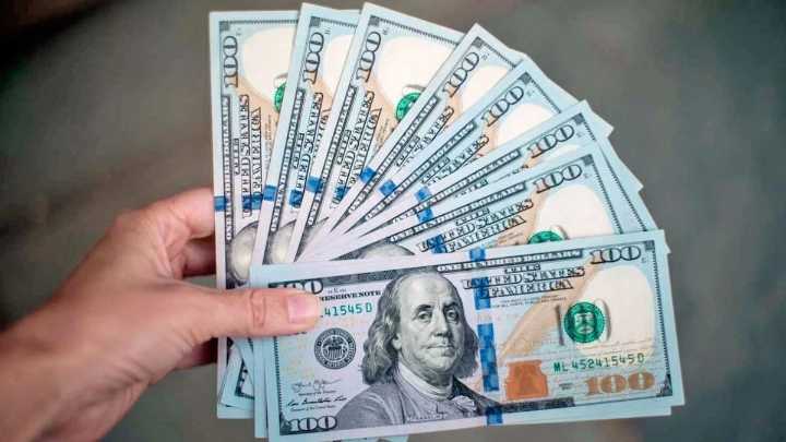 El plazo fijo en dólares suma atractivo: cuánto gano con 8.000 dólares