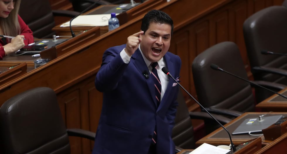 Diego Bazán asegura que “beneficios” los destinará a obras sociales