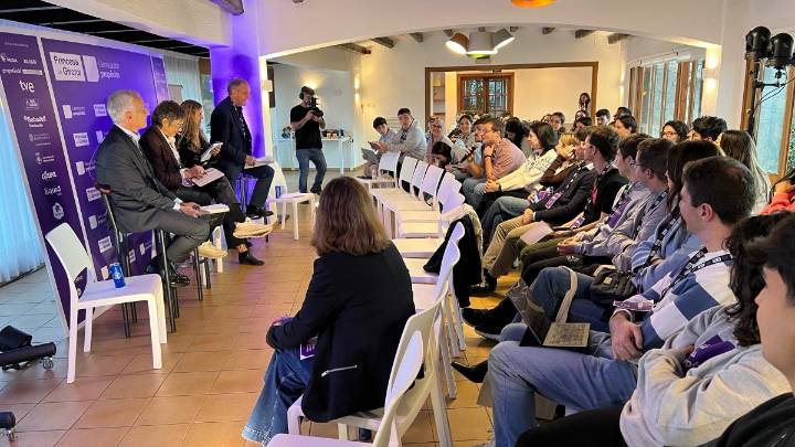 La victoria de Mamdani insufla energía a los demócratas pero no es exportable