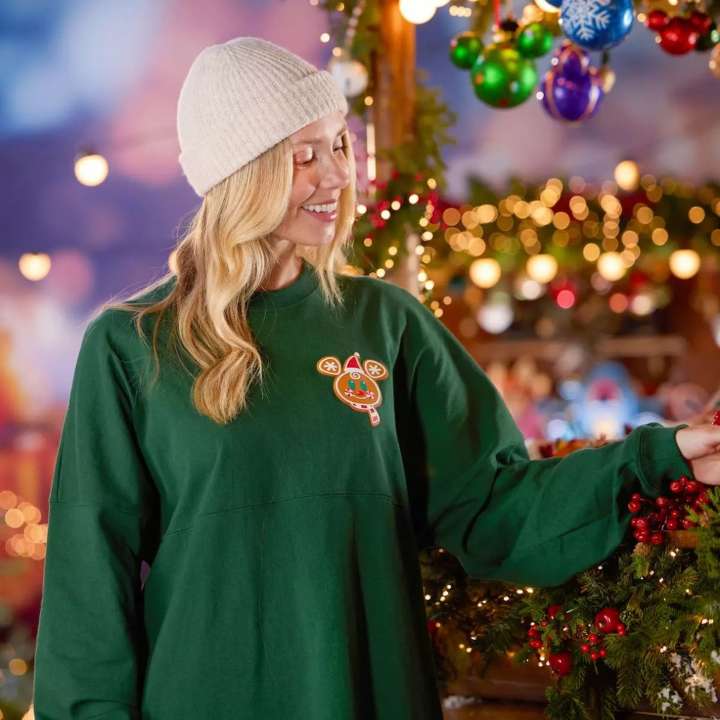 Disney Store's Friends & Family 25% Off Sale: Shop Holiday Gifts