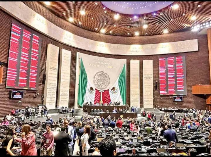 Diputados federales, los únicos en brincar austeridad; alistan alza salarial de 9.53%