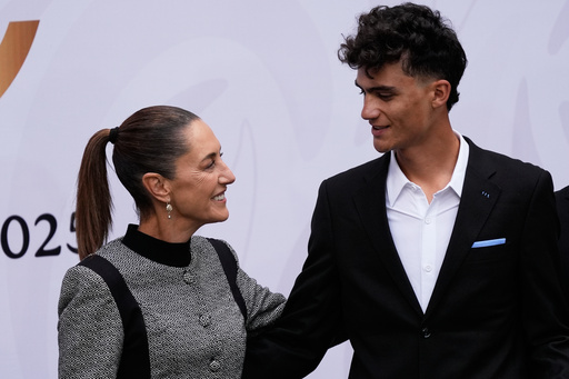 Isaac del Toro y Osmar Olvera reciben el Premio Nacional del Deporte en México