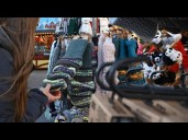 Americans expected to break holiday spending record, despite inflation, economic uncertainty: Report