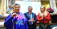 Beatriz Paredes recibe medalla al mérito ‘Manuel Aguilera Gómez’