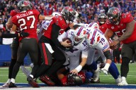 Allen guía triunfo de Bills con seis touchdowns en duelo explosivo ante Buccaneers