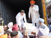 Punjab Congress sends 26 lakh signatures to Rahul Gandhi’s ‘Vote Chor, Gaddi Chhor’ campaign
