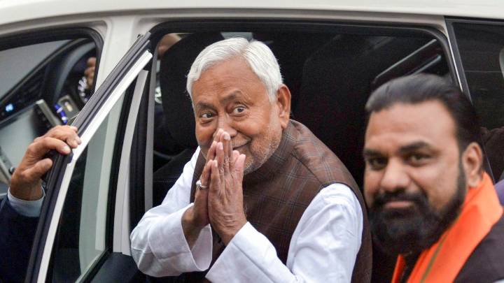 Intense lobbying over Bihar cabinet berths as NDA elects Nitish as leader