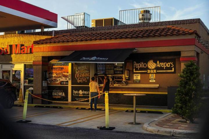 Send troops to Venezuela? In Florida, the question splits a community