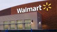 Walmart CEO McMillon to step down