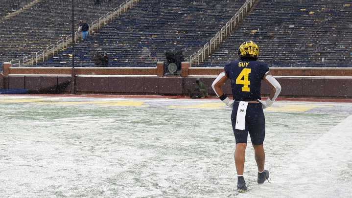 Michigan falls in AP poll after loss to Ohio State