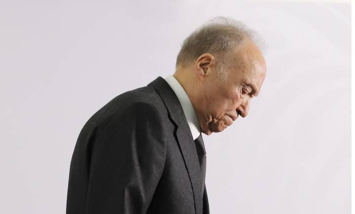 Tumba Sheinbaum a fiscal de López Obrador