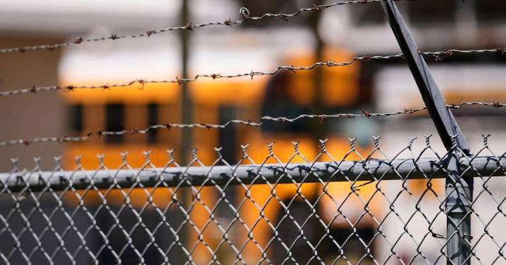 Effort to end 1960s school desegregation faces hurdle