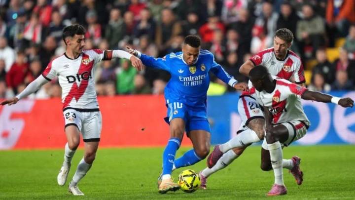 Real Madrid empató en su visita a Rayo Vallecano y lidera con comodidad en La Liga