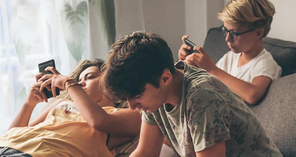 Is Technology affecting Social Relations?