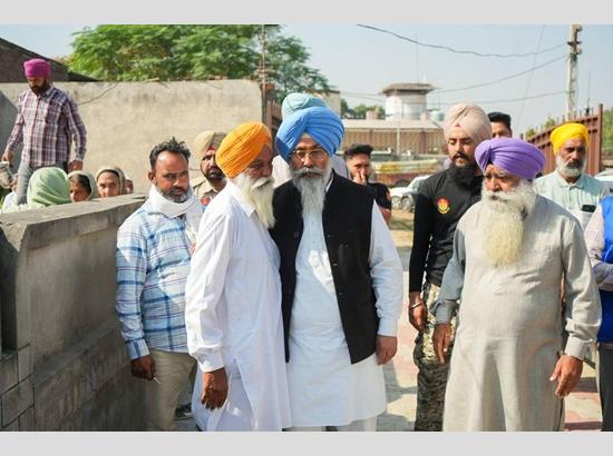 AAP’s Harmeet Sandhu accuses BJP of betraying Punjab, its farmers Photo Source: Babushahi Bureau [ FULL VIEW ]