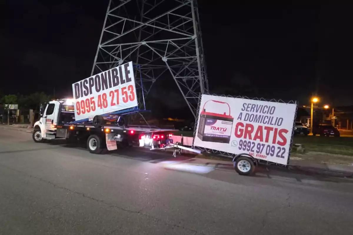 Realizan operativo de alto impacto en Mérida para retirar vallas y anuncios que no contaban con permisos