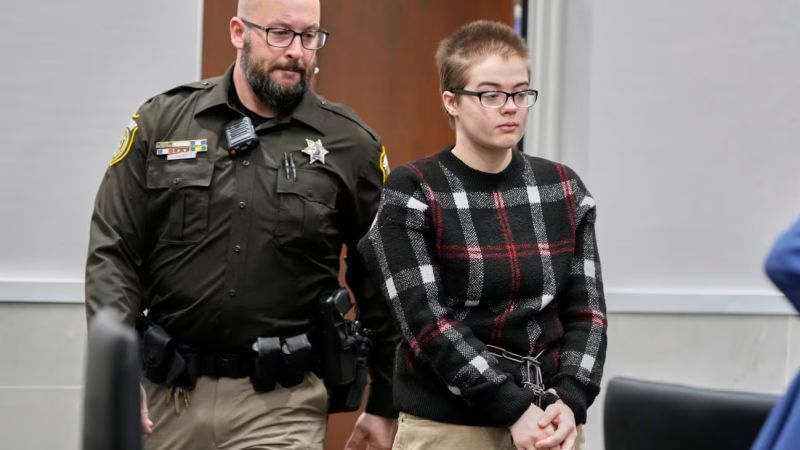 Localizan a la atacante del caso de apuñalamiento “Slender Man” tras quitarse el monitor. Estas son las claves del crimen