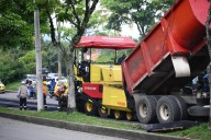 Avanzan frentes de obra de la Alcaldía pavimentando vías y calles de barrios en Ibagué