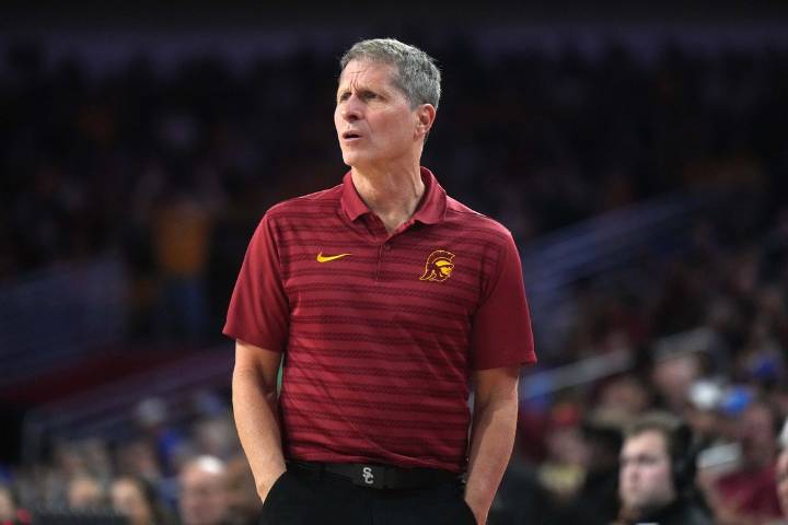 Deadspin | USC set to put prolific offense on display vs. Illinois State